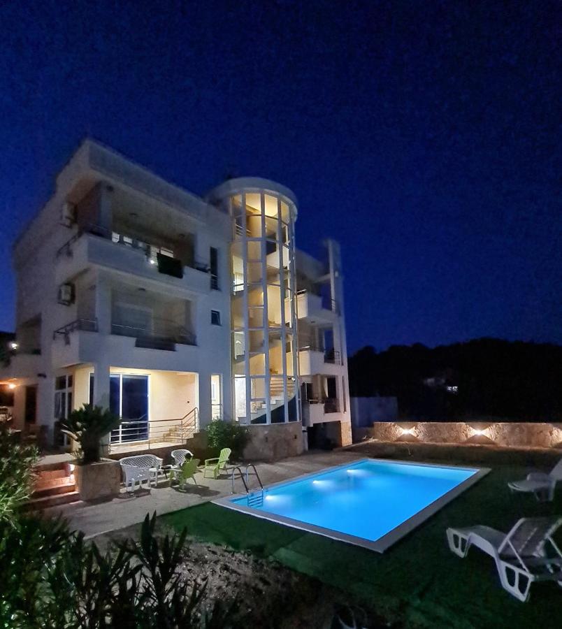 Kopernikus Apartments Ulcinj Eksteriør billede