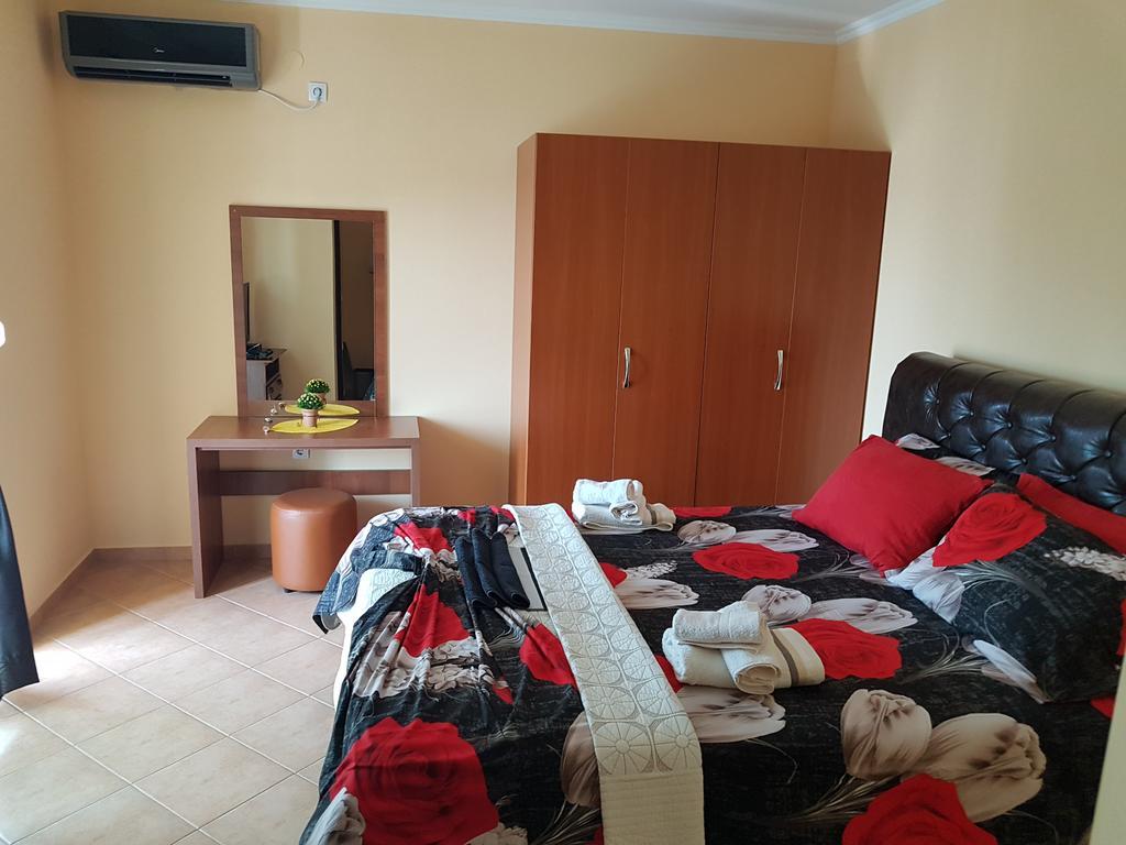 Kopernikus Apartments Ulcinj Eksteriør billede